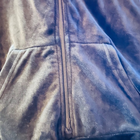 🖤AUTHENTIC ONEPIECE ORIGINAL FITTED ONESIE - Picture 7 of 10